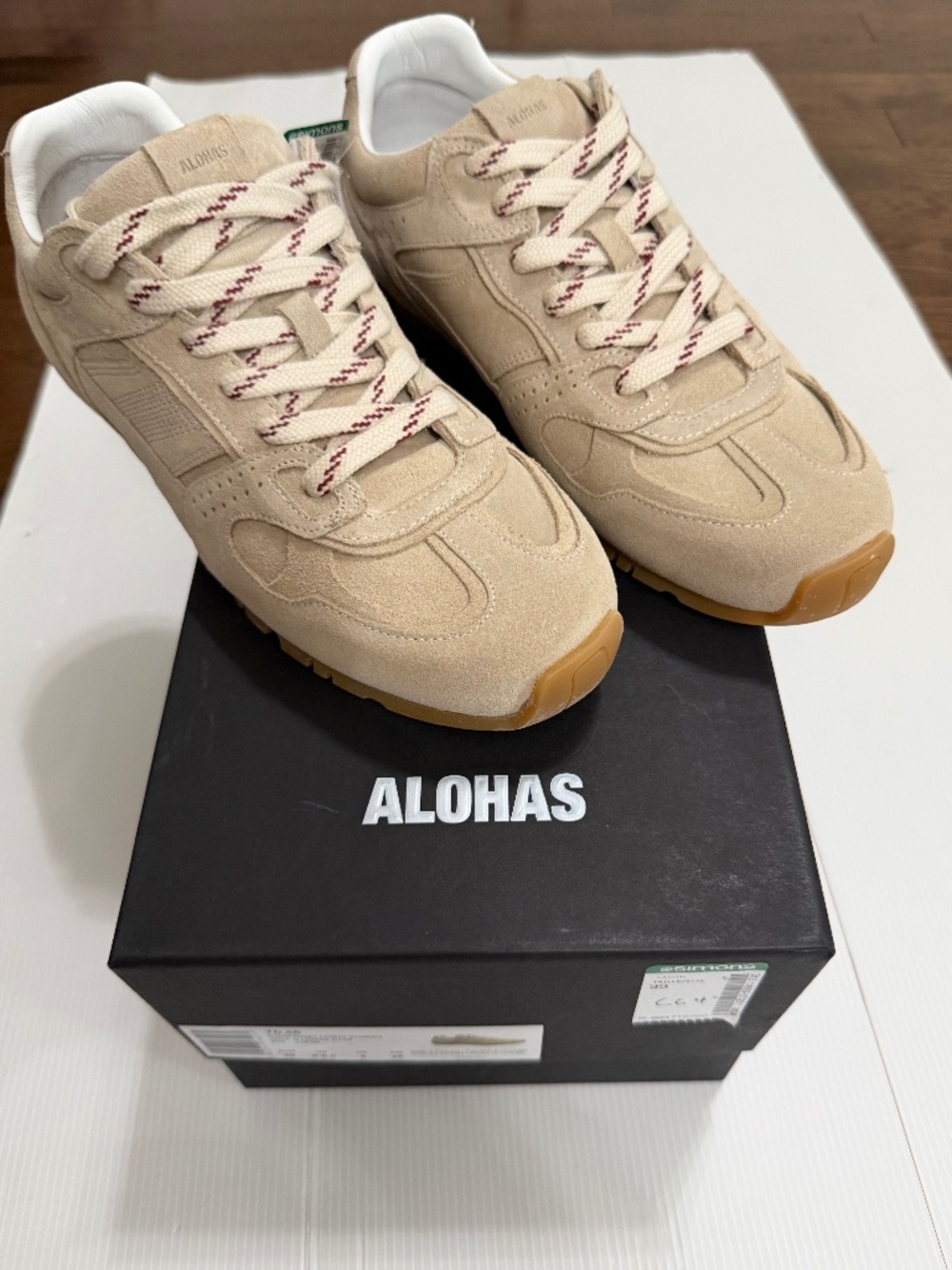 NWT ALOHAS Tb.56 Suede Lace Up Sneakers Size EU39/US 8-8.5
